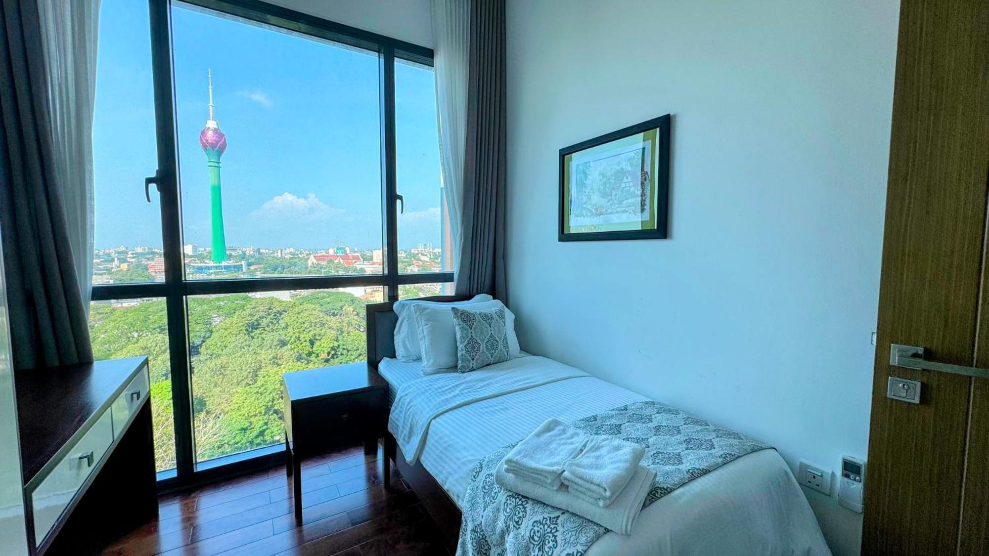 Cosy Home In Heart Of Colombo At Capitol Twinpeaks. Dış mekan fotoğraf